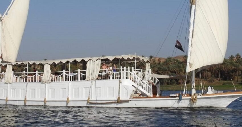 Abundance Dahabiya Nile Cruise x