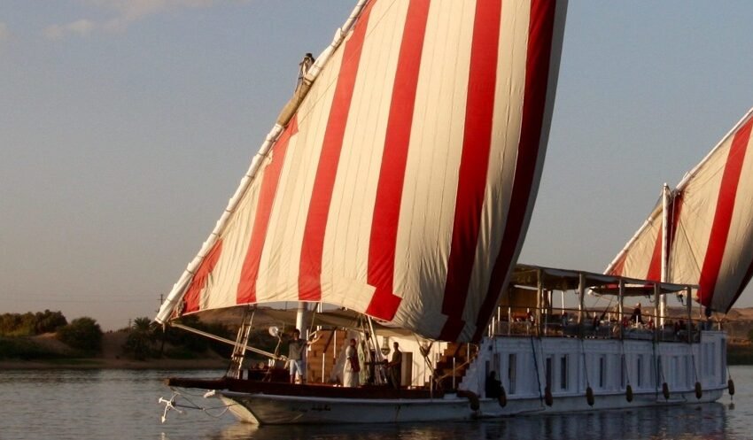 Assouan Dahabiya Nile Cruise x
