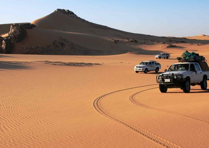 Hurghada Stargazing Tour by Jeep Safari, Desert Adventure & Bedouin Night