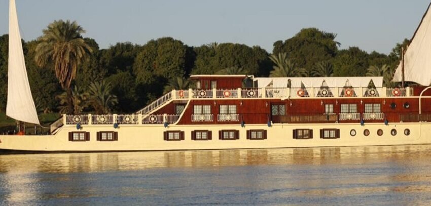 Jasmine Dahabiya Nile Cruise x