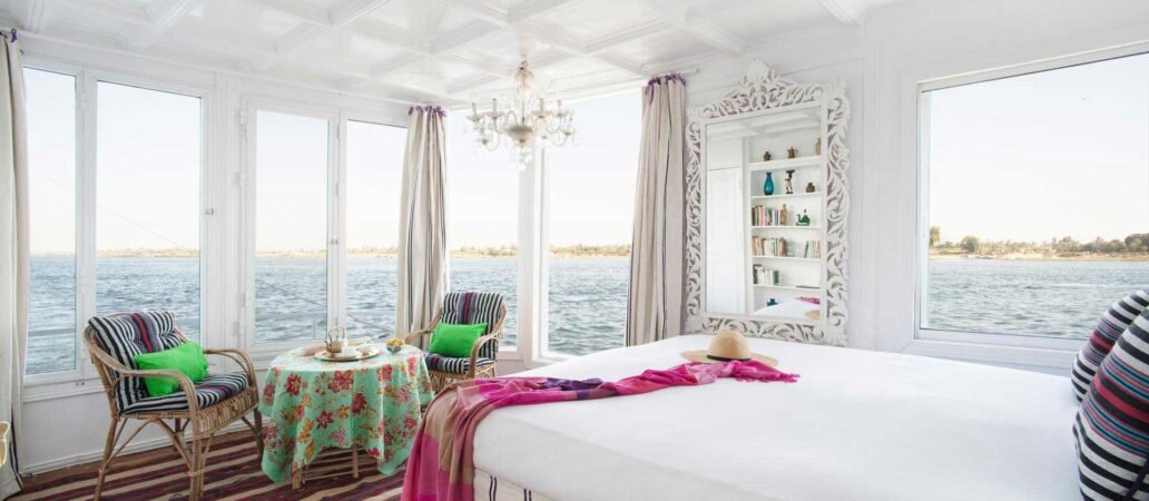Malouka Dahabiya Nile Cruise x