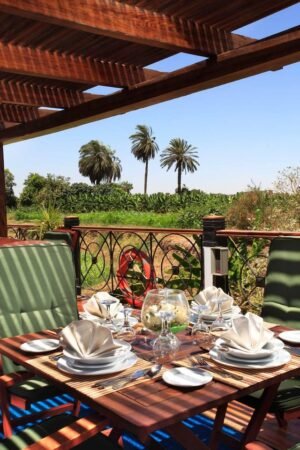 Merit Dahabiya Nile Cruise x