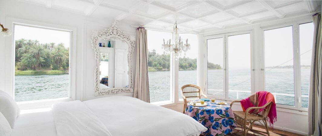 Meroe Dahabiya Nile Cruise x