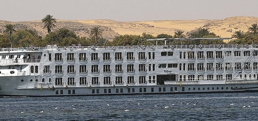 Nile Quest Nile Cruise x