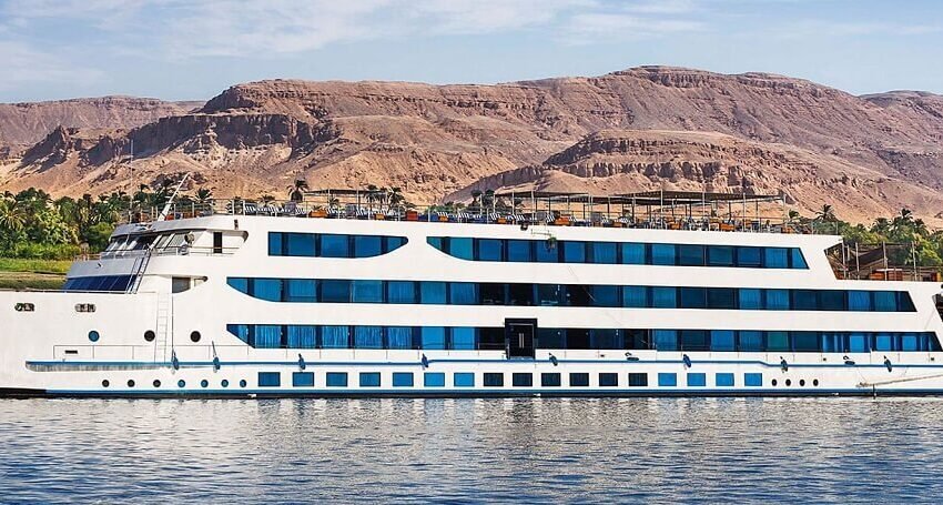 Oberoi Zahra Luxury Nile Cruise x