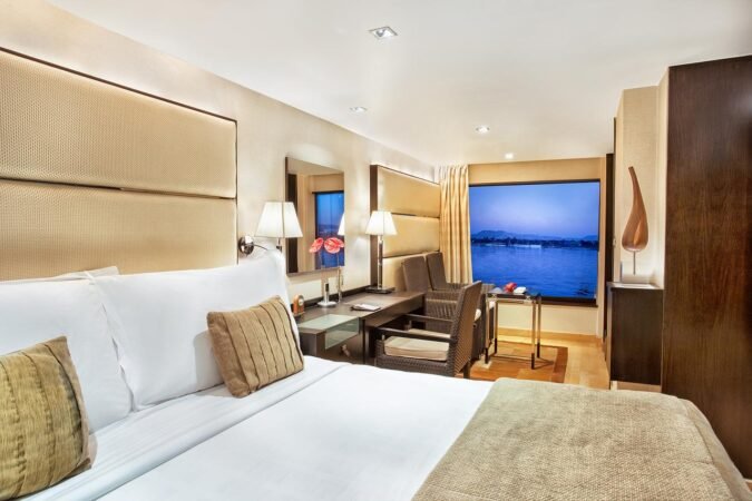 Oberoi Zahra Luxury Nile Cruise x