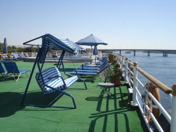 Radamis II Nile Cruise x