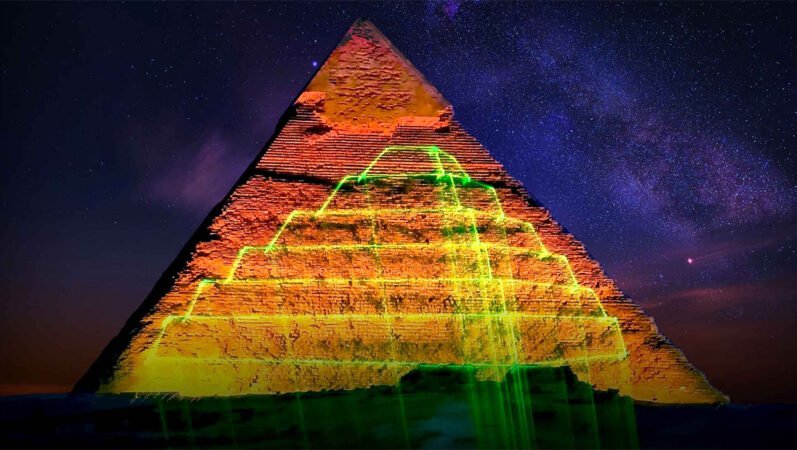 Sound and Light Show at the Pyramids x