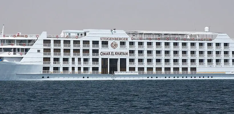 Steigenberger Omar El Khayam Lake Cruise