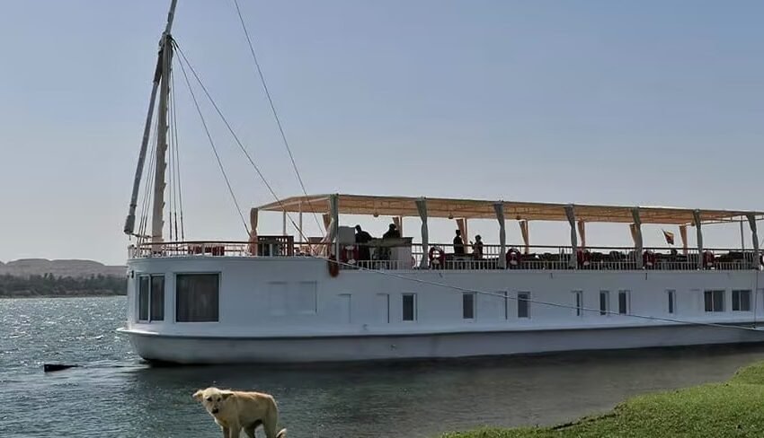 Three Pyramids Dahabiya Nile Cruise x