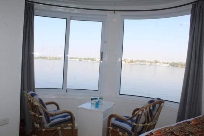 Three Pyramids Dahabiya Nile Cruise x