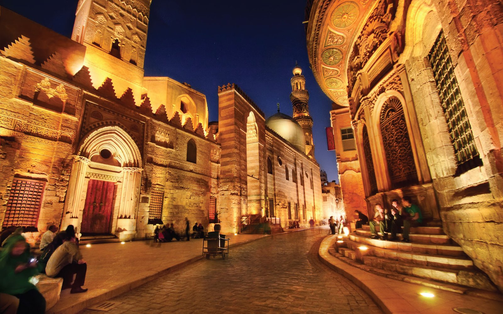 Walk Through Time: An Enchanting Journey in the Heart of Old Cairo
