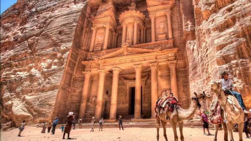 Petra Tour x